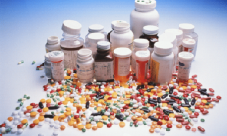 Caregiverʼs Guide to Medications and Aging